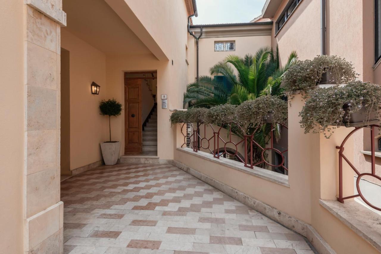 Palazzo Degli Archi Lägenhet San Vincenzo Exteriör bild